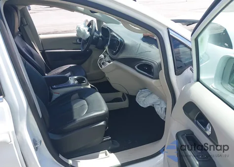 2022 Chrysler Pacifica Touring L z USA, uszkodzony, nr VIN 2C4RC1BG3NR150471